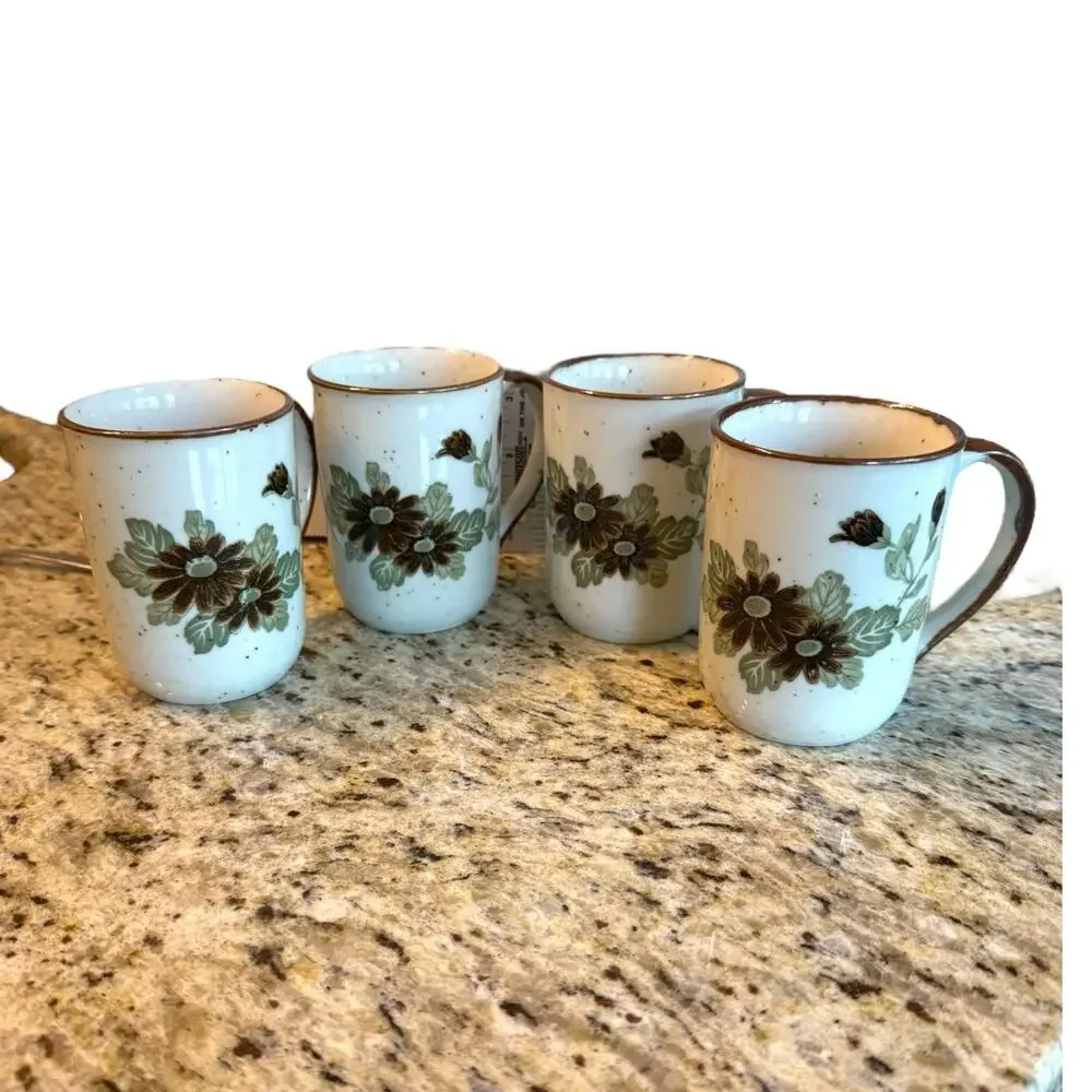 4 Retro CottageCore Floral‎ Speckled Stoneware Mugs Green Brown Flowers EUC